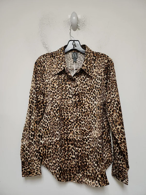 Top Long Sleeve By Worthington In Leopard Print, Size: M