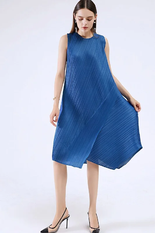 Sleeveless Irregular Full Pleated Midi Dress